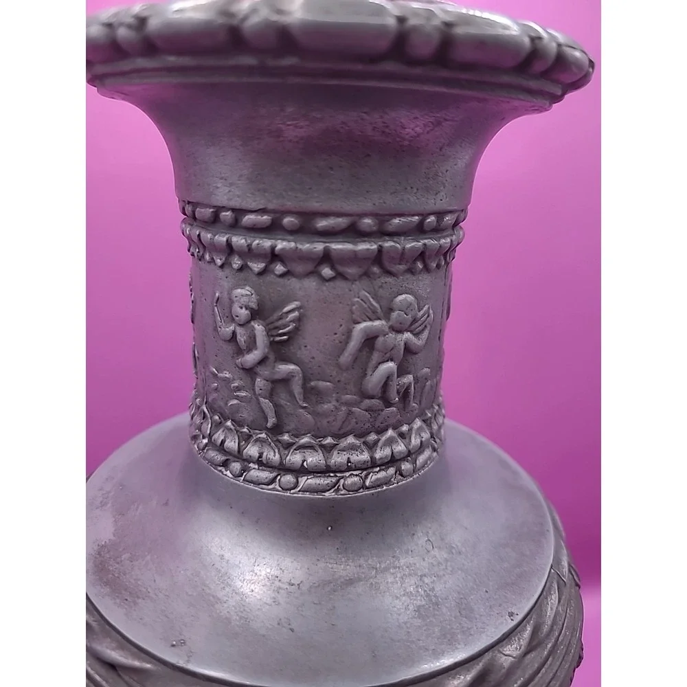 Vintage Baroque Style Ornate Embossed Metal Lamp with Cherubs Tested‎